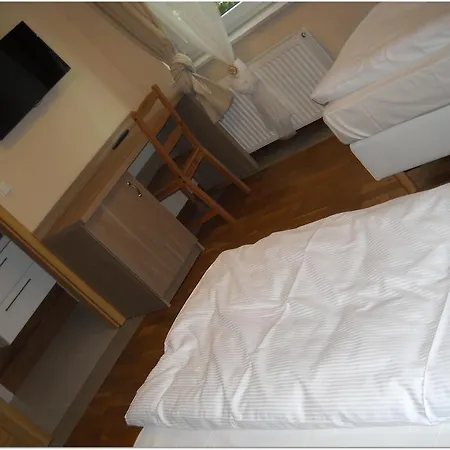 Lavender - Restauracja I Goscinne